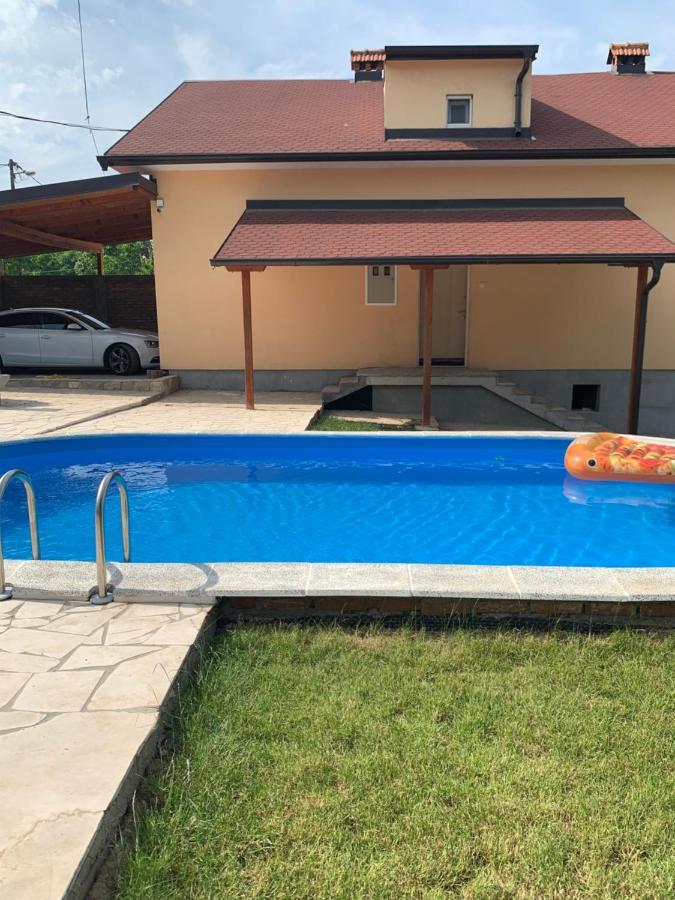 Mika'S Poolhouse Villa Beograd Eksteriør bilde
