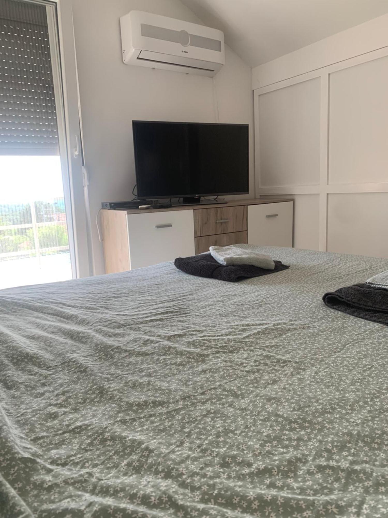 Mika'S Poolhouse Villa Beograd Eksteriør bilde