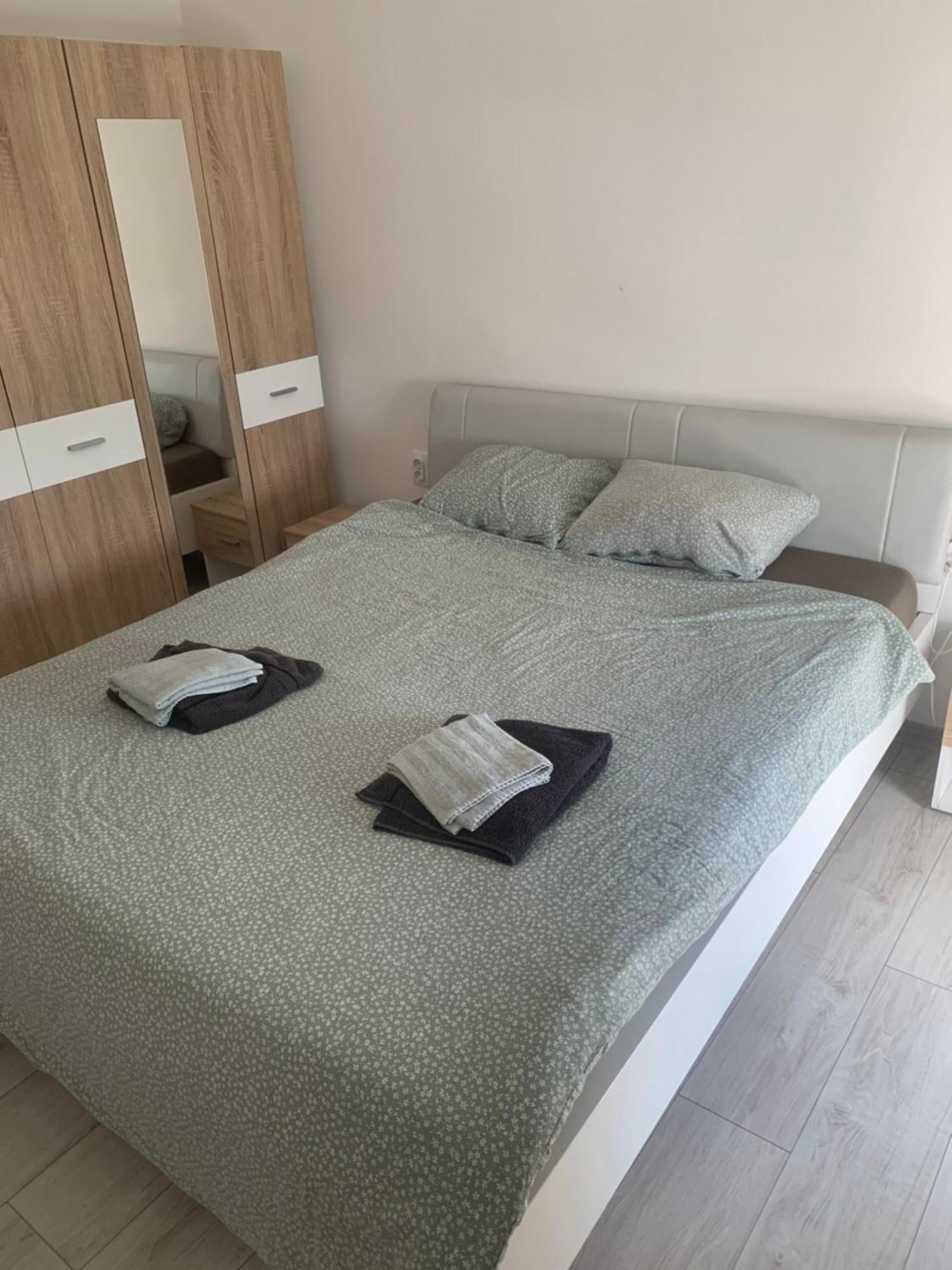 Mika'S Poolhouse Villa Beograd Eksteriør bilde